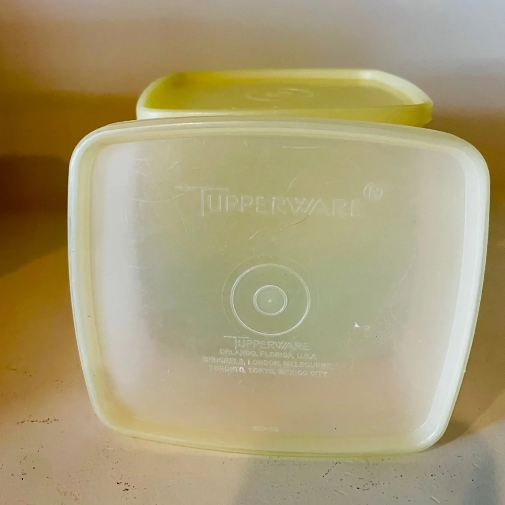 Tupperware Lot Antique Vintage Set 3 Square Rounds lids freezer storage 311 310